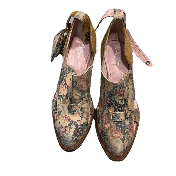 Miss Macie Floral Pointed Toe Fringe Detail Women's Booties Shoes Size 8.5 - Picture 2 of 7